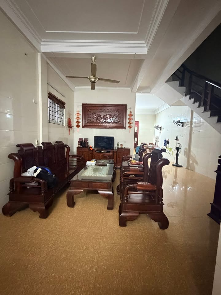 Nhà riêng Diễn Thành 160m² giá 3 tỷ - Nhà mới, nội thất đầy đủ!