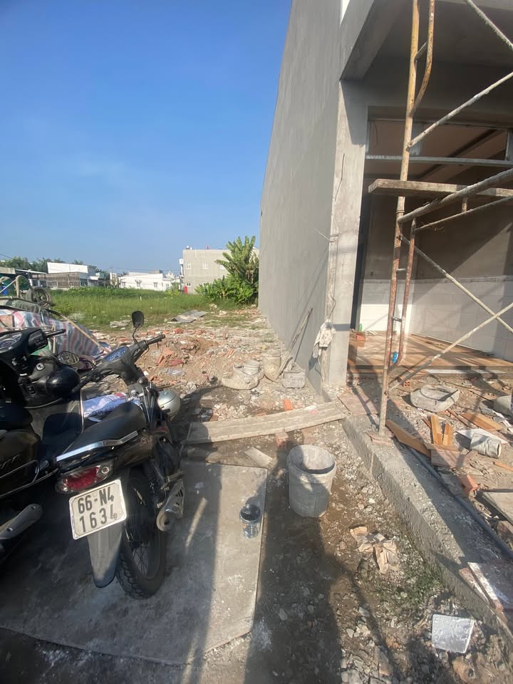 Đất thổ cư 100m², Ấp 2/5 Long Hậu, Cần Giuộc - Giá 1.65 tỷ, Sổ đỏ chính chủ