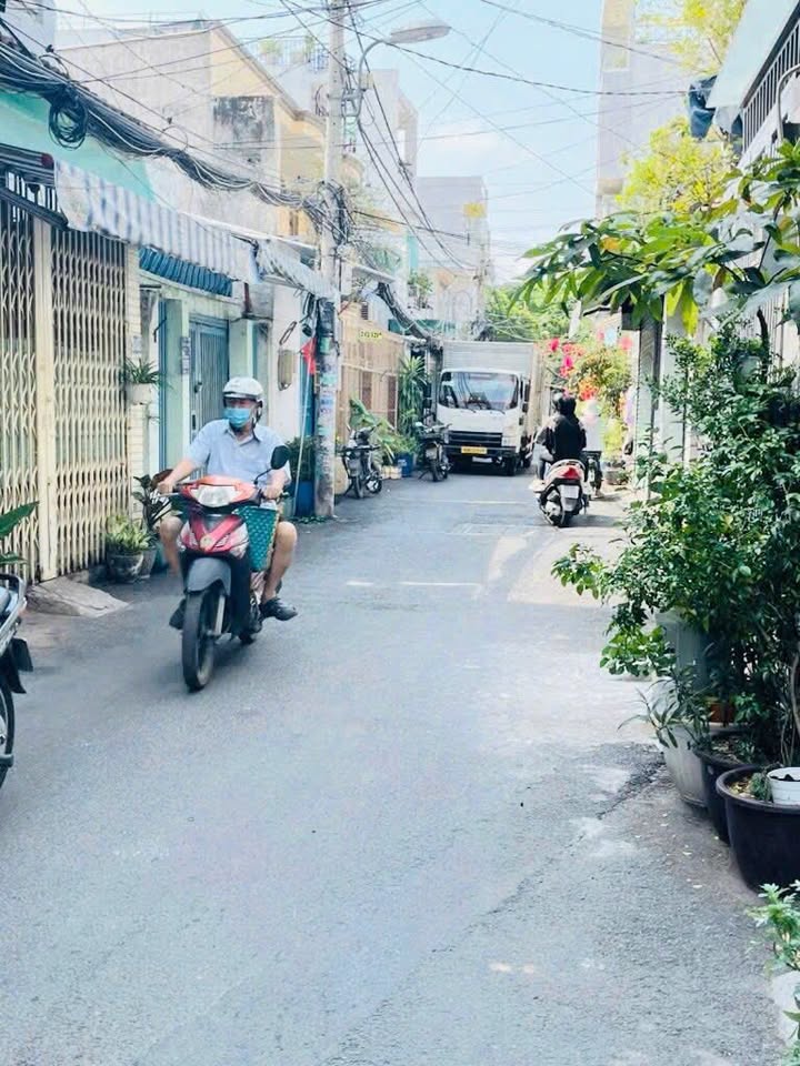 Nhà bán Quận 6 50m² giá 5.1 tỷ - Đón Tết ngay trong nhà đẹp!