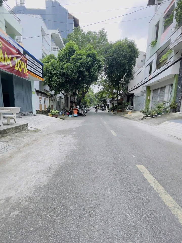 Đất nền hẻm xe hơi Tân Quy, Quận 7 - Diện tích 124m², giá 15.9 tỷ - Cơ hội đầu tư tuyệt vời!