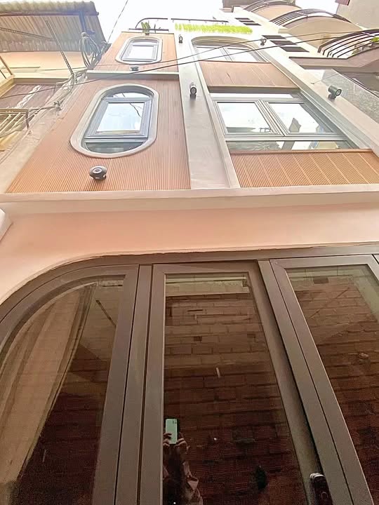 Nhà phố 4 tầng 20m² tại Quận 3 giá chỉ 4 tỷ - Cơ hội sở hữu ngay!