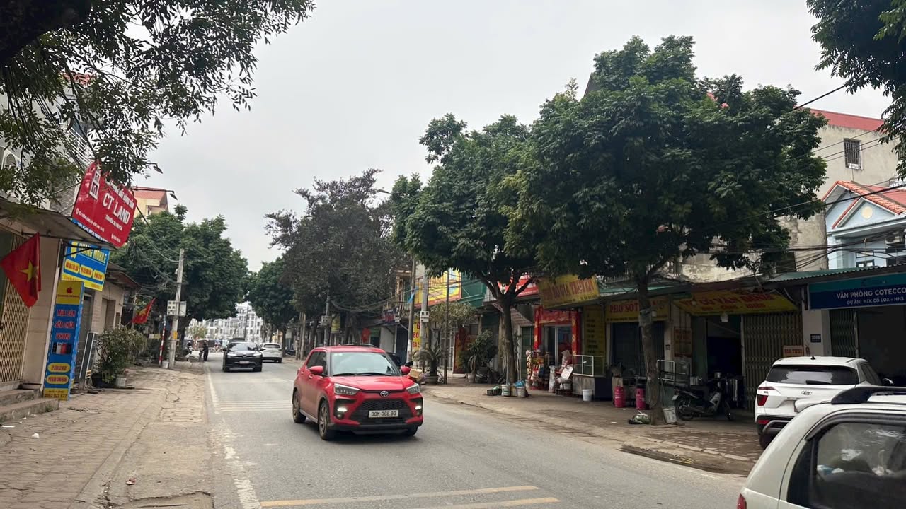 Đất nền Xã Đông Hội 300m² giá 6 tỷ - Sổ đỏ chính chủ, ô tô vào tận nơi!