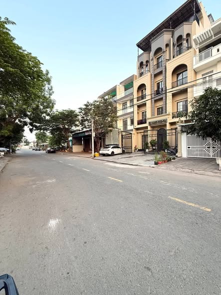 Đất nền KDC Cồn Khương, Quận Ninh Kiều, 120m² giá 4.6 tỷ - Vị trí đẹp xây dựng lâu dài!