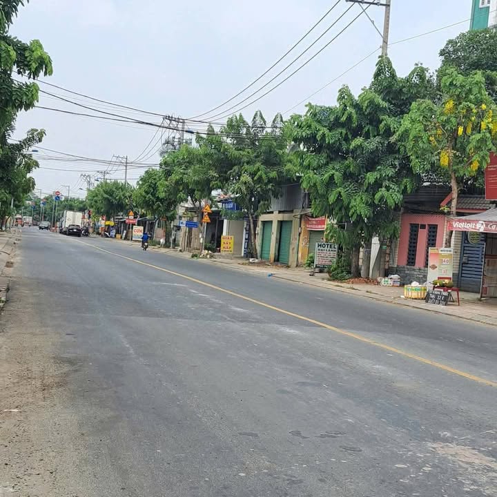 Nhà xưởng mặt tiền đường Nguyễn Văn Bứa, Hóc Môn, 500m² - Đầu tư sinh lời ngay!