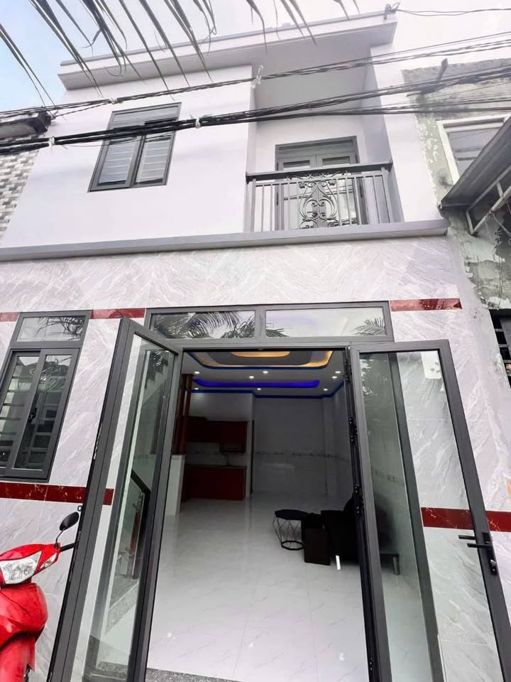 Nhà phố mới hoàn thiện tại Xã Long Thạnh, Huyện Thủ Thừa, 40m² giá chỉ 850 triệu - Thích hợp kinh doanh!