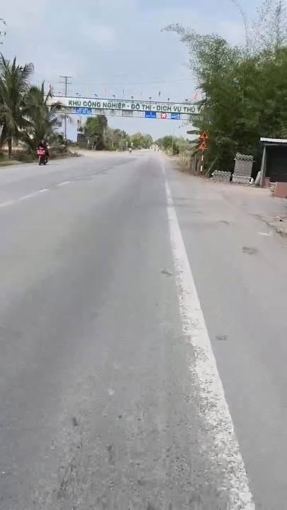 Đất mặt tiền Thị Trấn Thủ Thừa Long An 420m² giá 2.7 tỷ - Cơ hội đầu tư tuyệt vời!