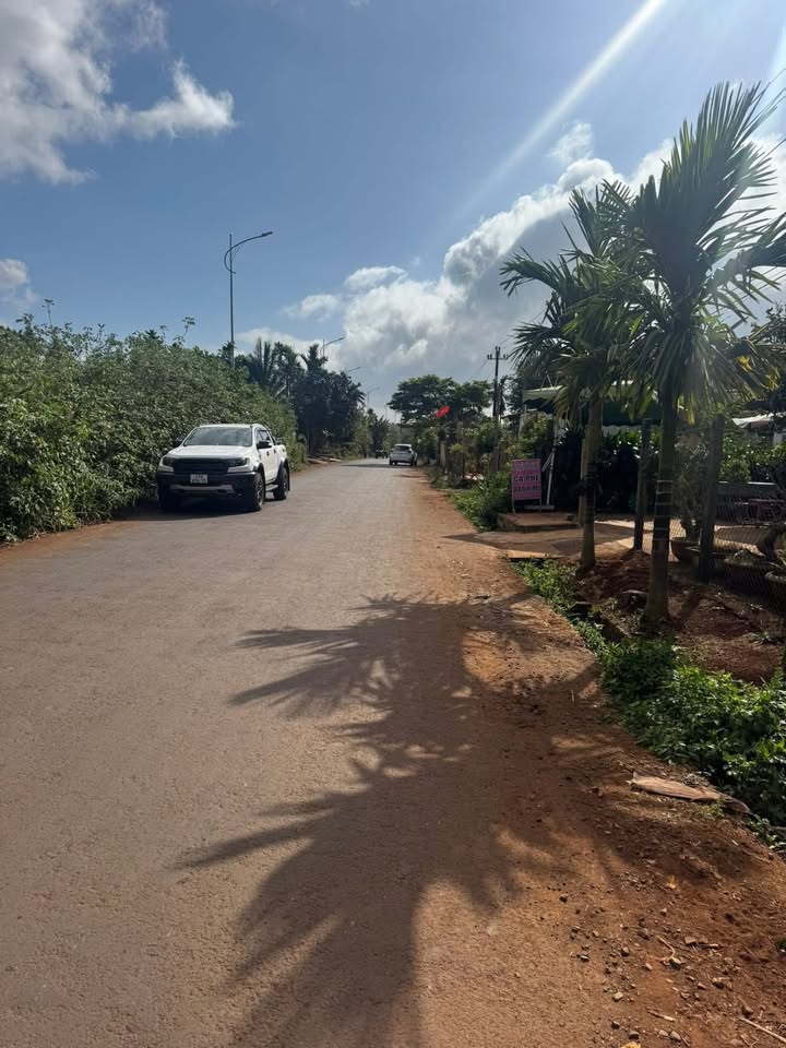 Đất nền thổ cư Đường Hoàng Quốc Việt Buôn Hồ 560m² giá 15.68 tỷ - Đầu tư sinh lời cao!