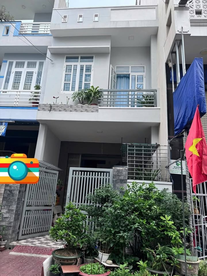 Nhà 2 tầng tại Phường Ngô Mây, 87.84m² giá 6 tỷ - Vị trí đắc địa gần biển!