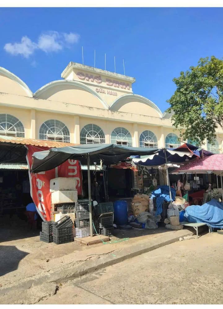 Nhà gác lửng tại Chợ Dinh, Quy Nhơn 70m² giá 1,6 tỷ - Cơ hội không thể bỏ lỡ!