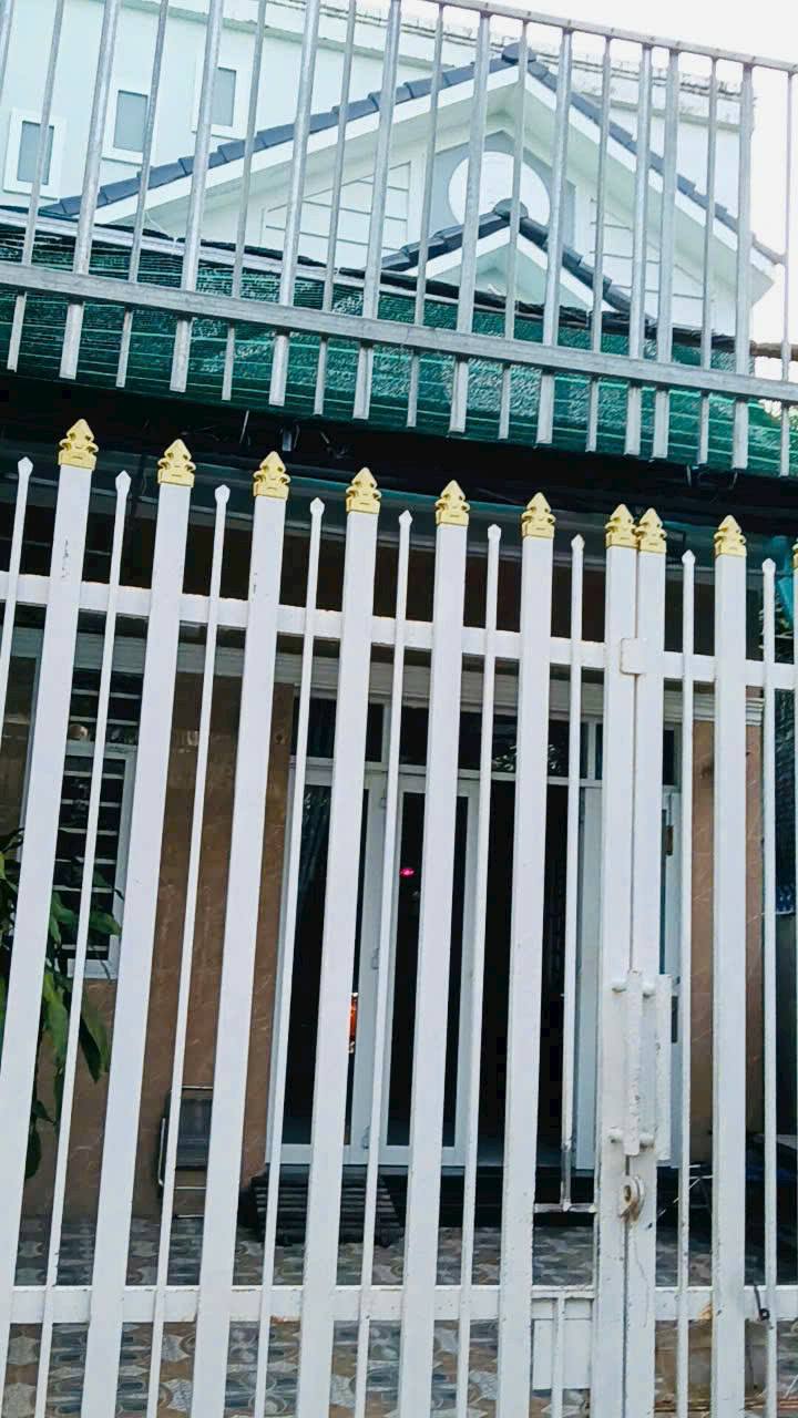 Nhà đẹp Phường 4, Vĩnh Long 91.6m² chỉ 2.1 tỷ - Giá tốt bất ngờ!