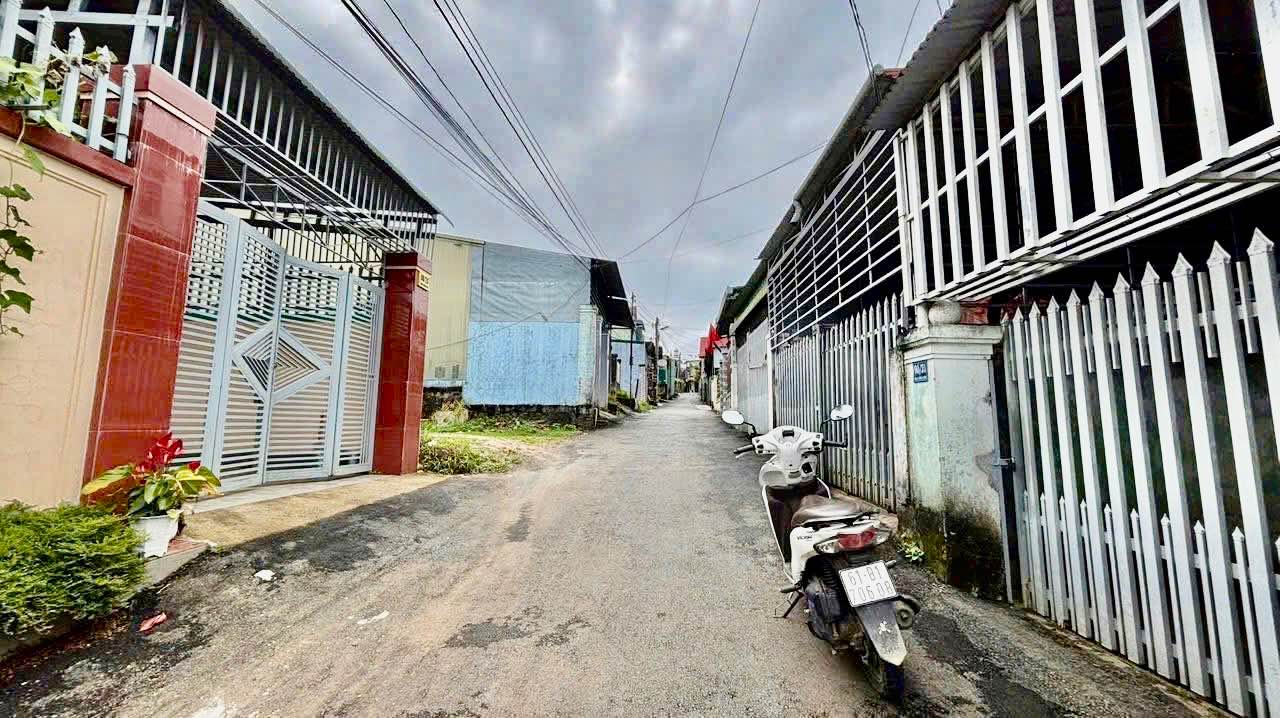 Nhà đẹp hẻm 90 Mạc Đĩnh Chi, Bảo Lộc 110m² giá 3.1 tỷ - Không thể bỏ qua!