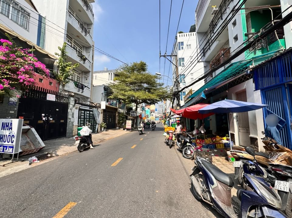 Mặt tiền kinh doanh 12 tỷ tại D2 Nối Dài, Bình Thạnh - Đầu tư sinh lời ngay!