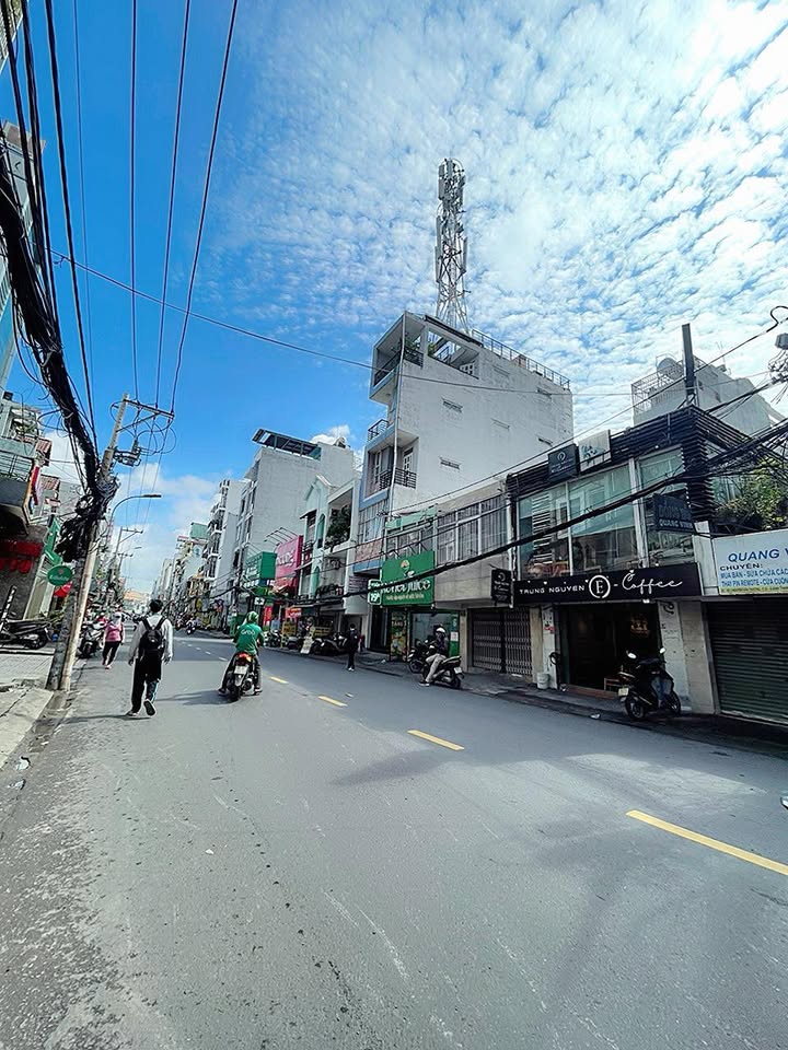 Nhà mặt tiền đường DT, Bình Thạnh, 58m² giá chỉ 10 tỷ - Sổ hồng chính chủ, pháp lý rõ ràng!