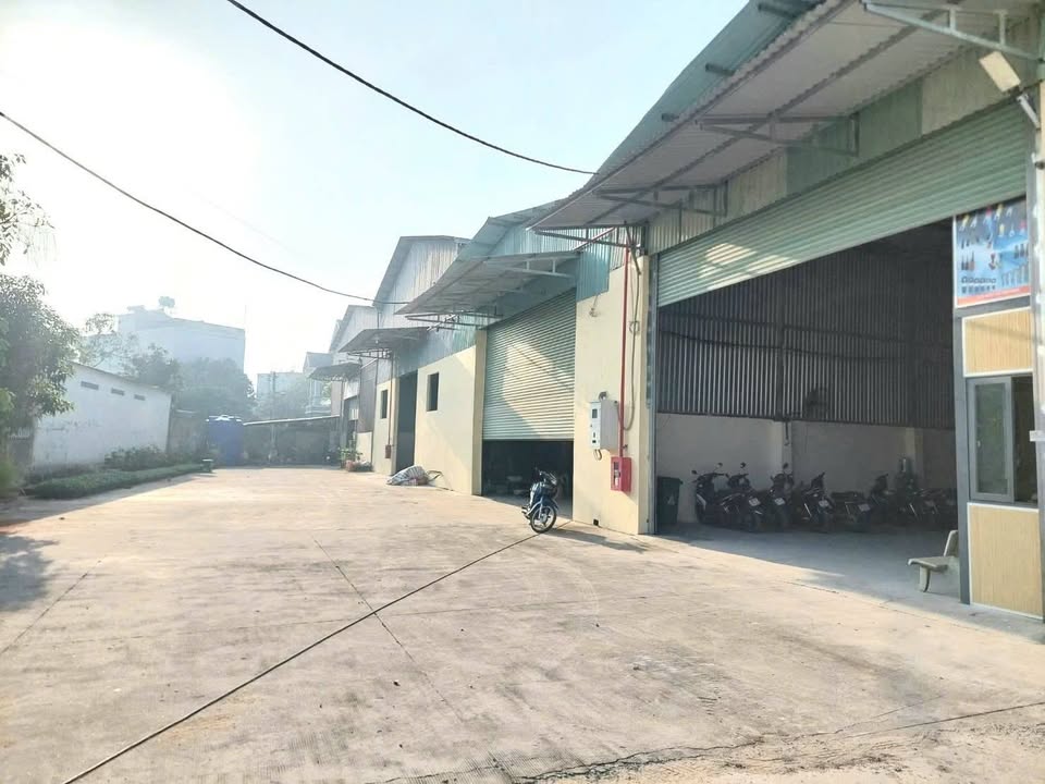 Kho xưởng cho thuê Đường Đoàn Nguyễn Tuấn, Hưng Long, Bình Chánh 700m² - Giá chỉ 40 triệu!