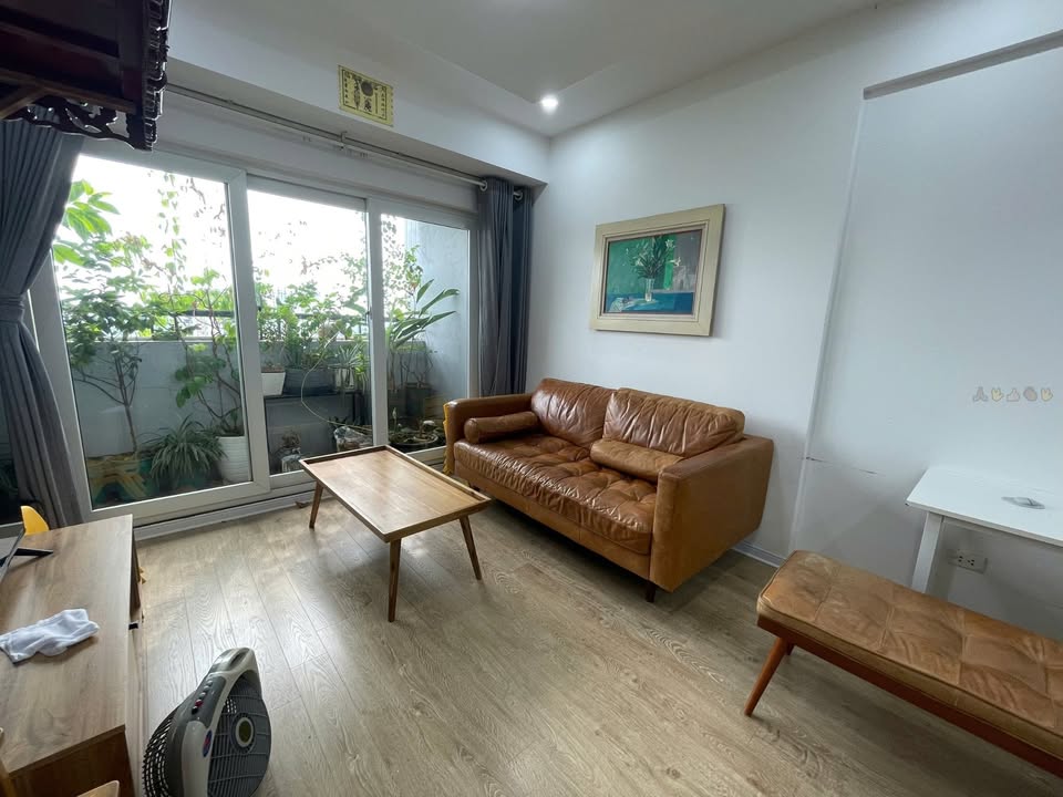 Căn hộ Đỗ Nhuận Bắc Từ Liêm 92m² giá 4.7 tỷ - Đầy đủ nội thất, view tuyệt đẹp!