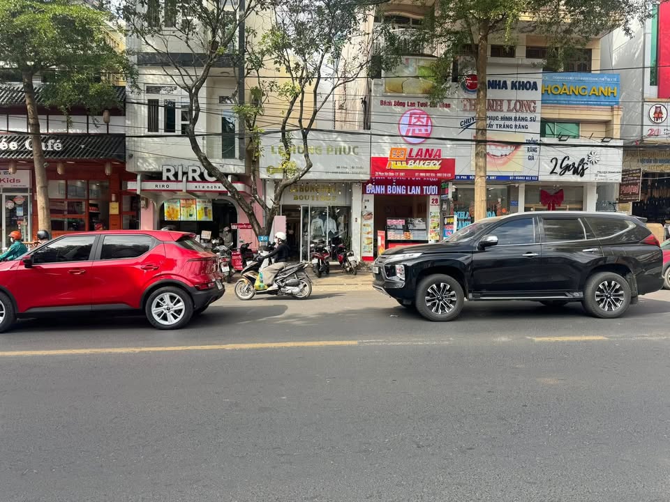 Mặt bằng kinh doanh cho thuê tại Phan Bội Châu, Buôn Hồ - 55m² giá 12 triệu/tháng - Vị trí đắc địa!