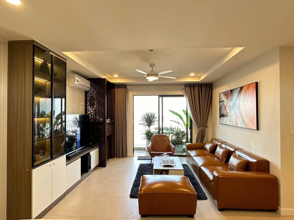 Căn hộ Kosmo Tây Hồ 85m² giá 9 tỷ - View Ciputra siêu thoáng!