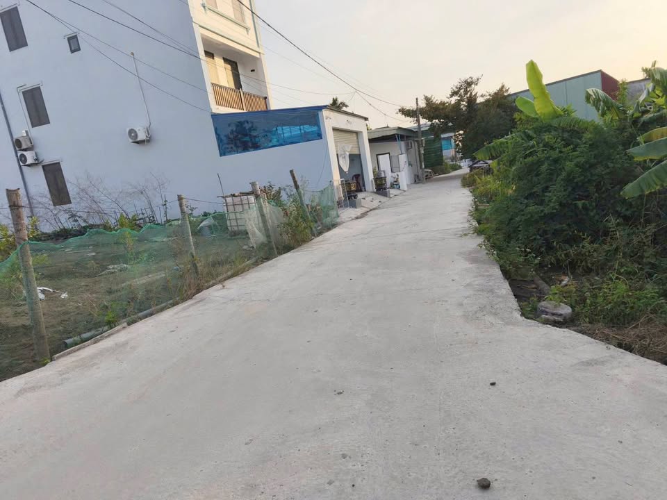 Đất nền lô góc Phường Hòa Nghĩa 51m² giá 1,2 tỷ - Đầu tư sinh lời cao!