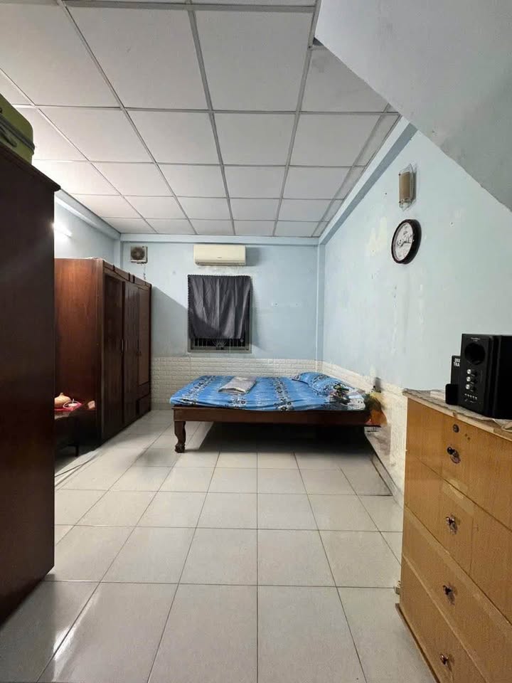 Nhà mặt tiền Âu Dương Lân, Quận 8, 65m² giá 9.4 tỷ - Vị trí sầm uất kinh doanh!