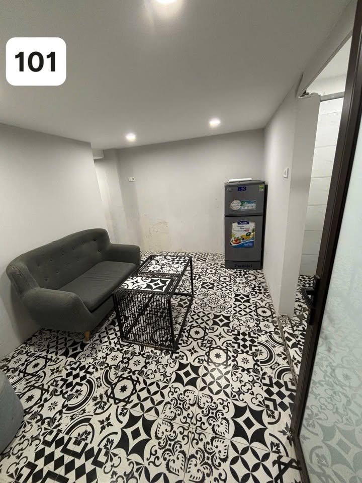 Phòng cho thuê tại Đội Cấn, 1PN/1WC - Giá chỉ 5 triệu/tháng, chính chủ!