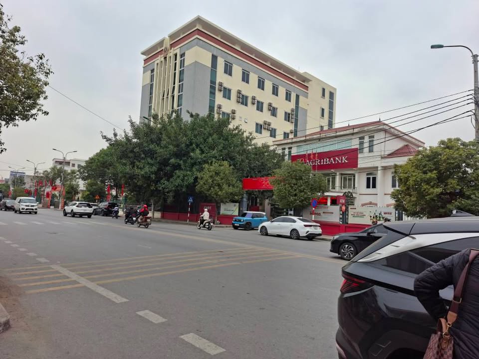 Nhà FrontHouse Đường Nguyễn Cộng Hoà 50m² giá 6 tỷ - Kinh doanh sầm uất!