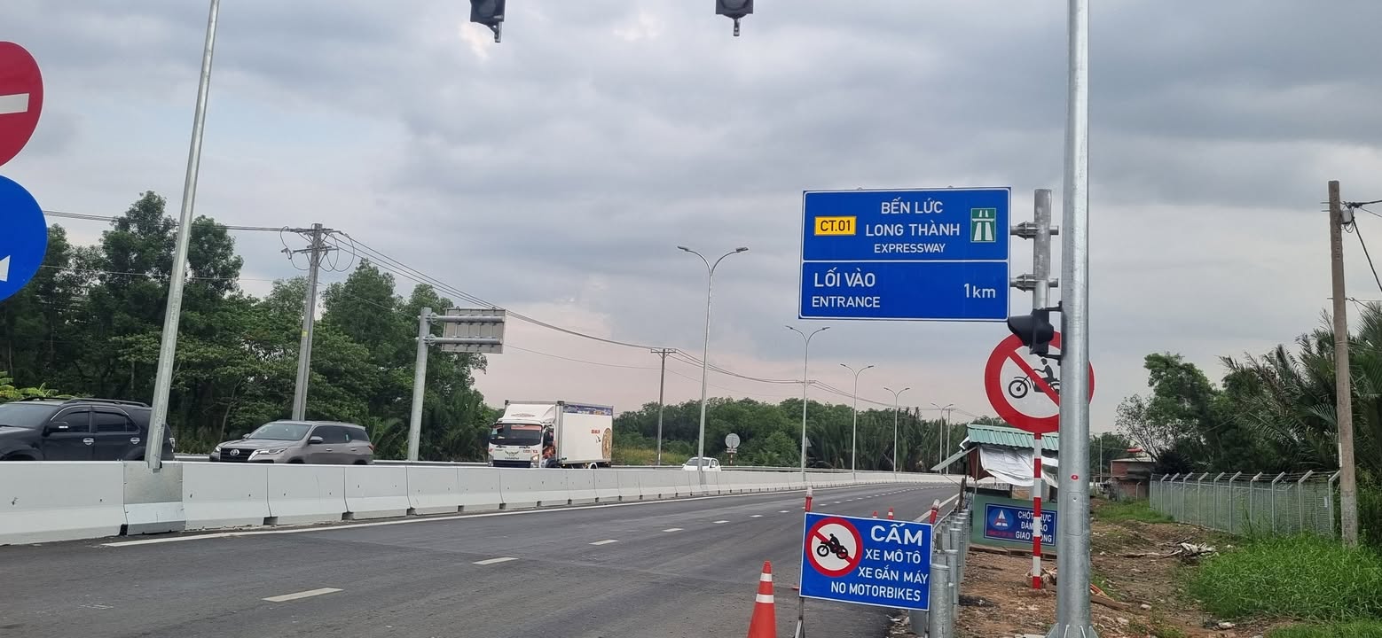 Nhà riêng Long Thới - Nhà Bè 98m² giá 4.95 tỷ - Thiết kế hiện đại, sẵn sàng ở ngay!