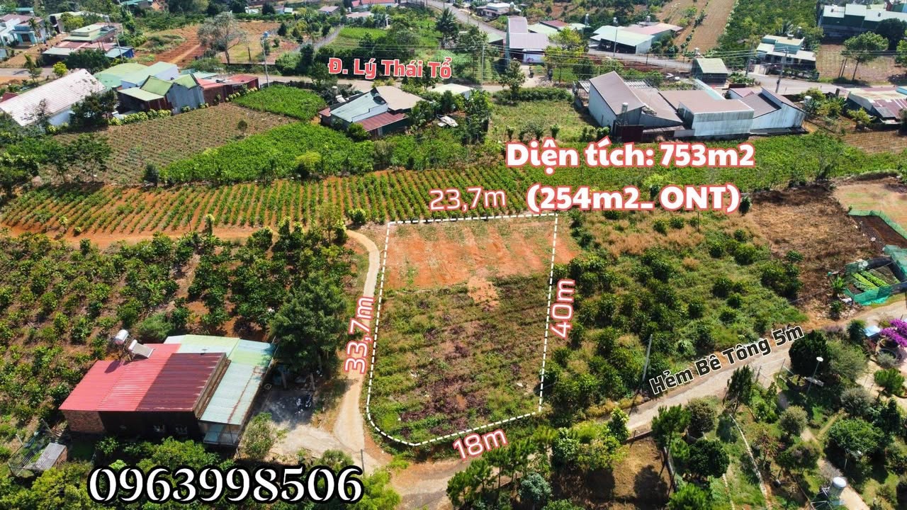 Đất Hẻm Lý Thái Tổ, Phường 2 Bảo Lộc 753m² giá 2.15 tỷ - Đầu tư lý tưởng!