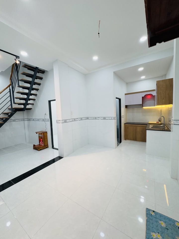Nhà riêng Hưng Phú Quận 8 37m² giá 4.85 tỷ - Sổ hồng chính chủ!