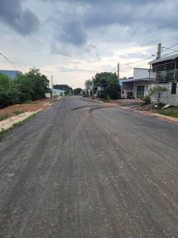 Đất mặt tiền đường Năm Cỏn Tân Xuân 500m² giá 2 tỷ - Cơ hội đầu tư hấp dẫn!