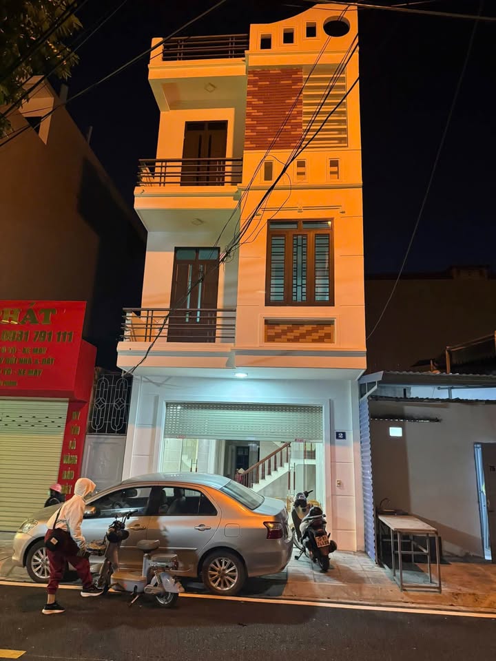 Nhà mặt tiền Kênh Dương, Hải Phòng 96m² giá 7,3 tỷ - Kinh doanh sầm uất!