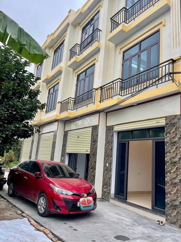 Nhà 3 tầng mới xây tại phố Trương Hán Siêu, Hải Phòng - Giá chỉ 1.8 tỷ!