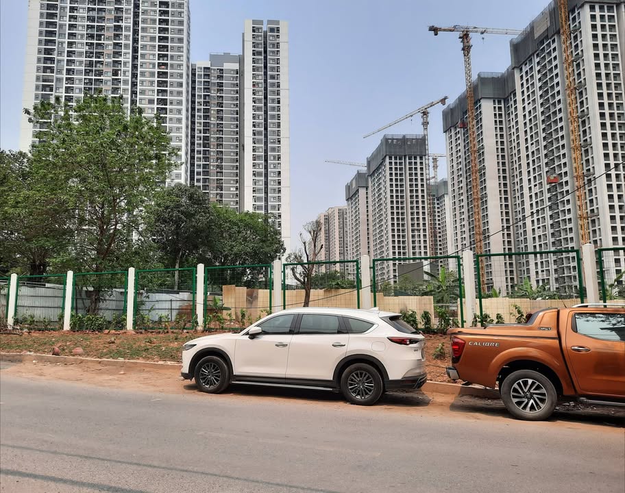 Đất nền Tây Mỗ 61m² giá 8.6 tỷ - Sổ đỏ chính chủ, vuông đẹp!