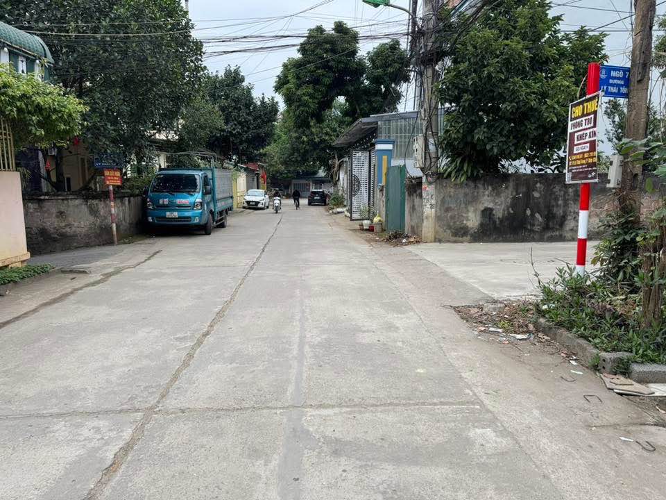 Lô đất Tổ 18 Chăm Mát, TP Hòa Bình 60,2m² giá 1 tỷ - Phong thủy đẹp, gần Quốc lộ!