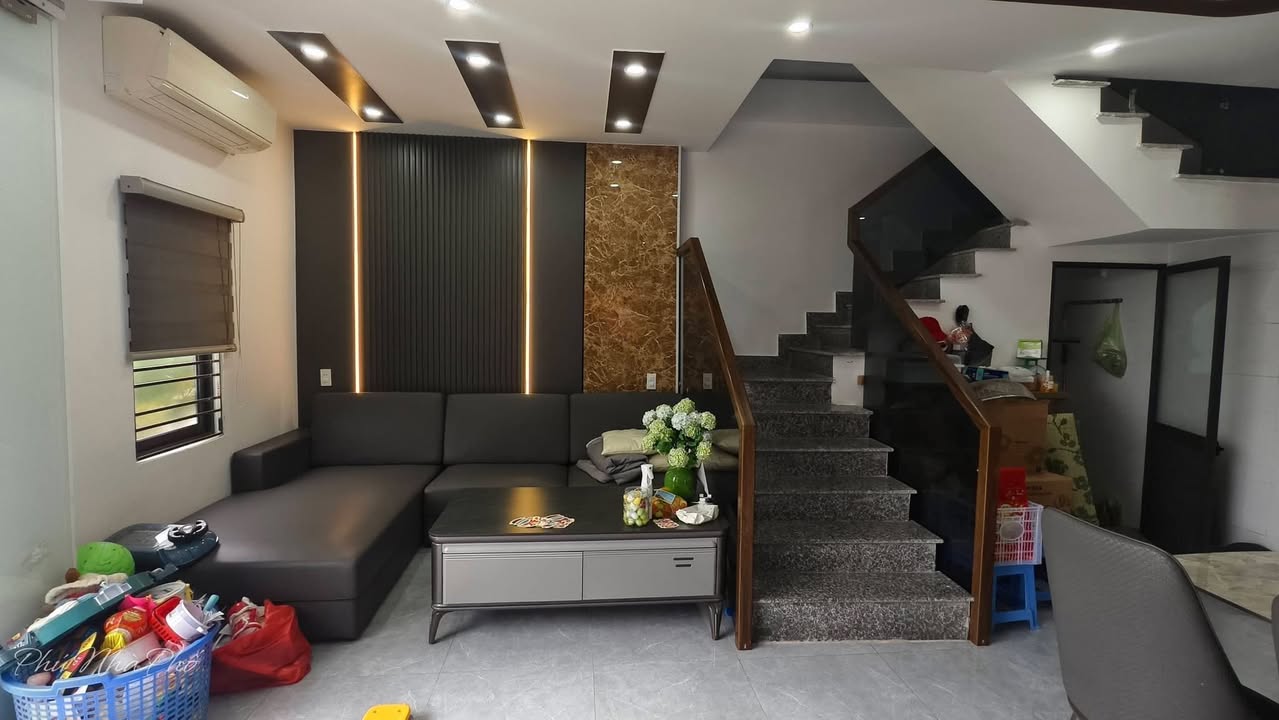 Nhà mặt ngõ 4m Quận Hải An 40m² giá 2.15 tỷ - Sẵn sàng vào ở ngay!