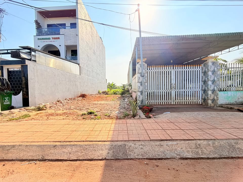 Đất nền Nhà phố Bàu Trâm, Long Khánh 162m² giá 2.5 tỷ - Kinh doanh thuận lợi!