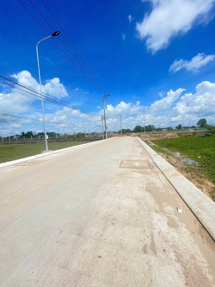 Đất thổ cư Đức Hòa 147m² giá 1.35 tỷ - Sổ hồng chính chủ, đầu tư lý tưởng!