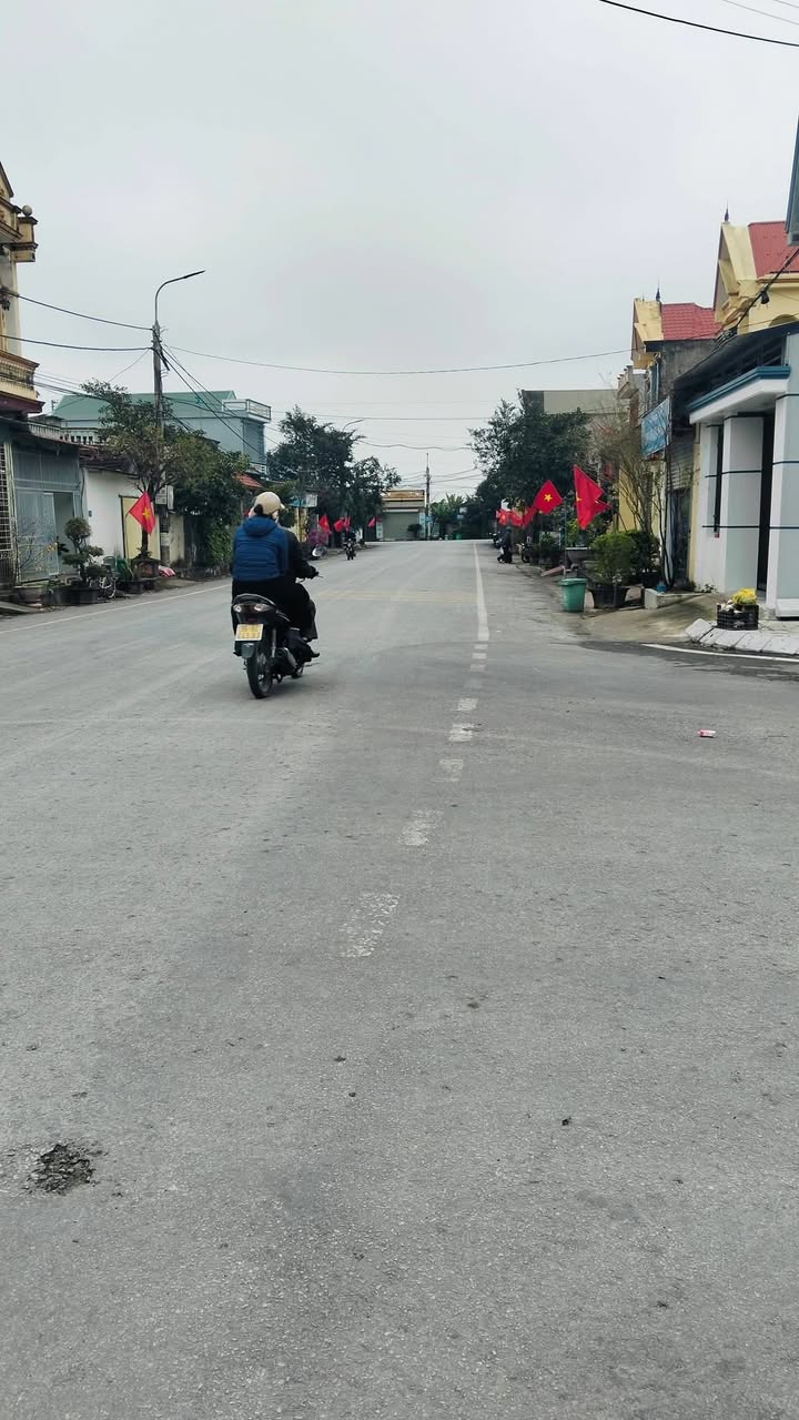 Đất nền Hoằng Lưu 125.4m² giá 1.4 tỷ - Kinh doanh đắc địa gần Chợ Chùa!