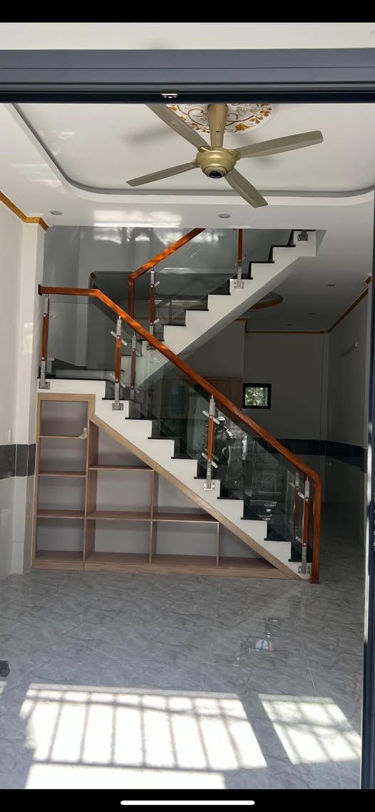 Nhà 2 tầng tại xã Lao Bảo, 48m² giá 1.85 tỷ - Vị trí gần chợ Tân Long!