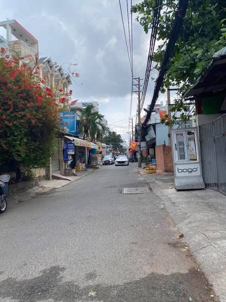 Nhà C4 hẻm xe hơi trục chính Phan Huy Ích 55m² giá 6.1 tỷ - Đầu tư sinh lời ngay!