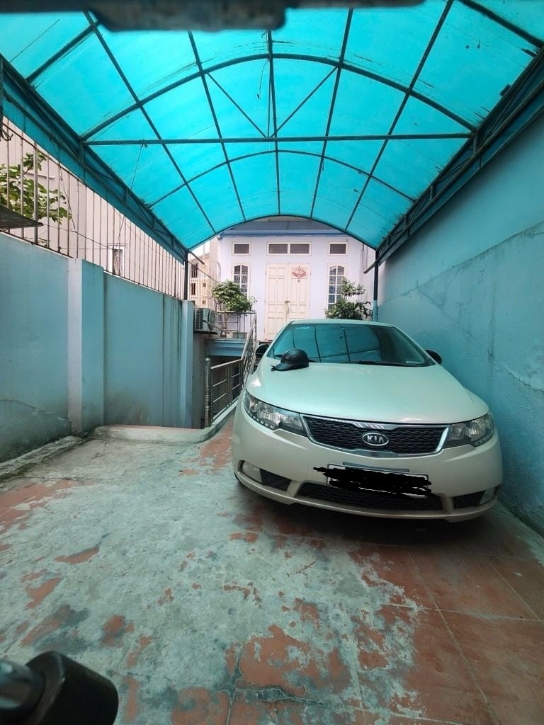 Bán nhà 3 tầng Ngọc Thụy - Long Biên 91m² giá 22 tỷ - Thiết kế thông minh, hầm gara ô tô!