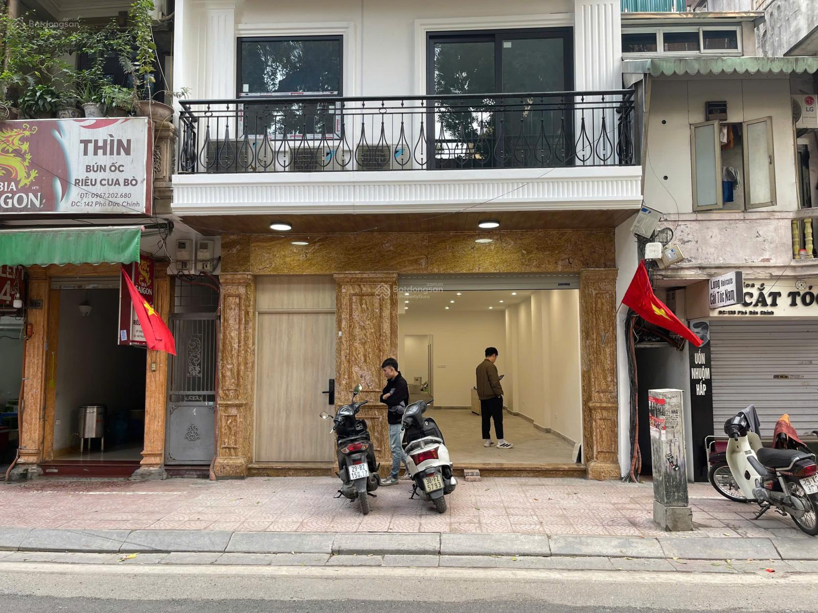 Cho thuê gấp nhà mặt phố Phó Đức Chính, 130m² giá 55 triệu - Hàng hiếm tại Ba Đình!