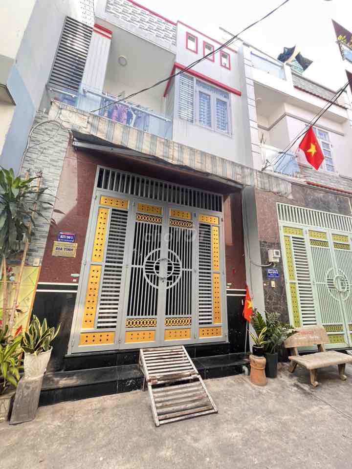 Nhà hẻm 827 Tỉnh Lộ 10, P. Bình Trị Đông B, 68m² giá 5.9 tỷ - An ninh, tiện ích đầy đủ!