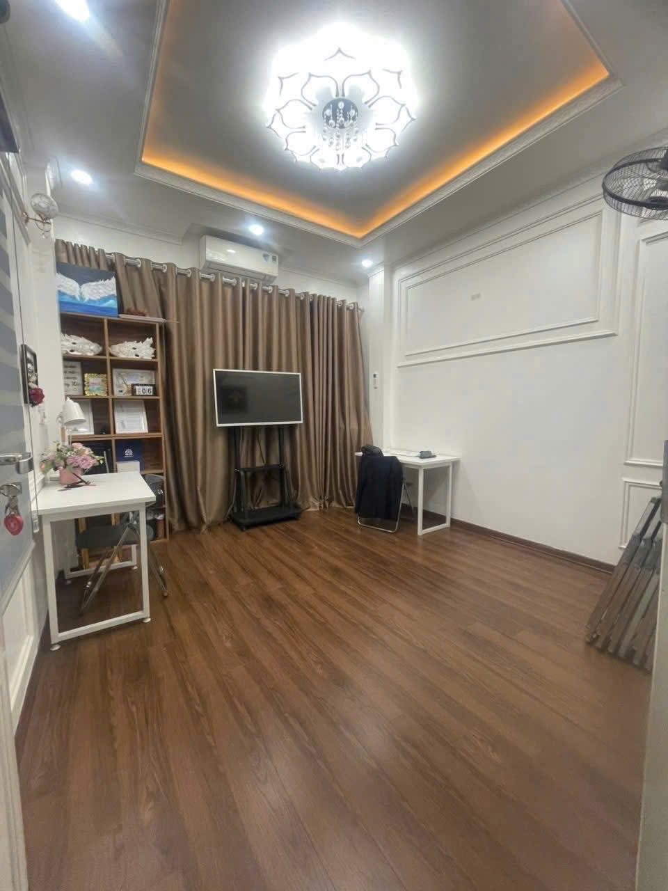 Nhà Định Công Thượng, Hoàng Mai 34m² giá 11.15 tỷ - Lô góc thoáng sáng, tiện nghi đầy đủ!