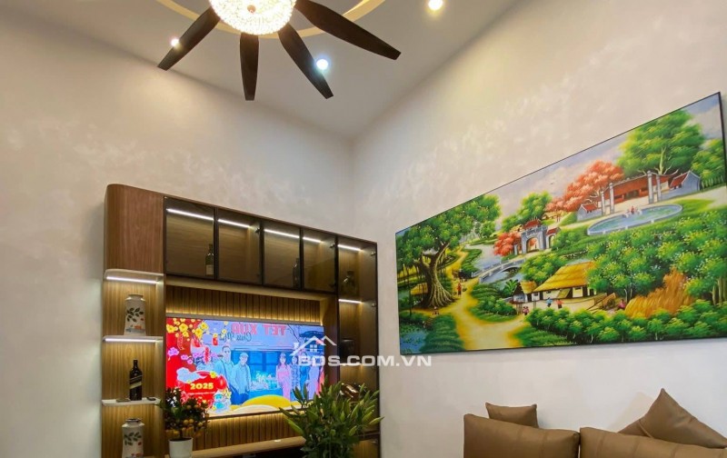 Nhà Đẹp Minh Khai, Hai Bà Trưng 39m² giá 8.38 tỷ - Sẵn sàng vào ở ngay!