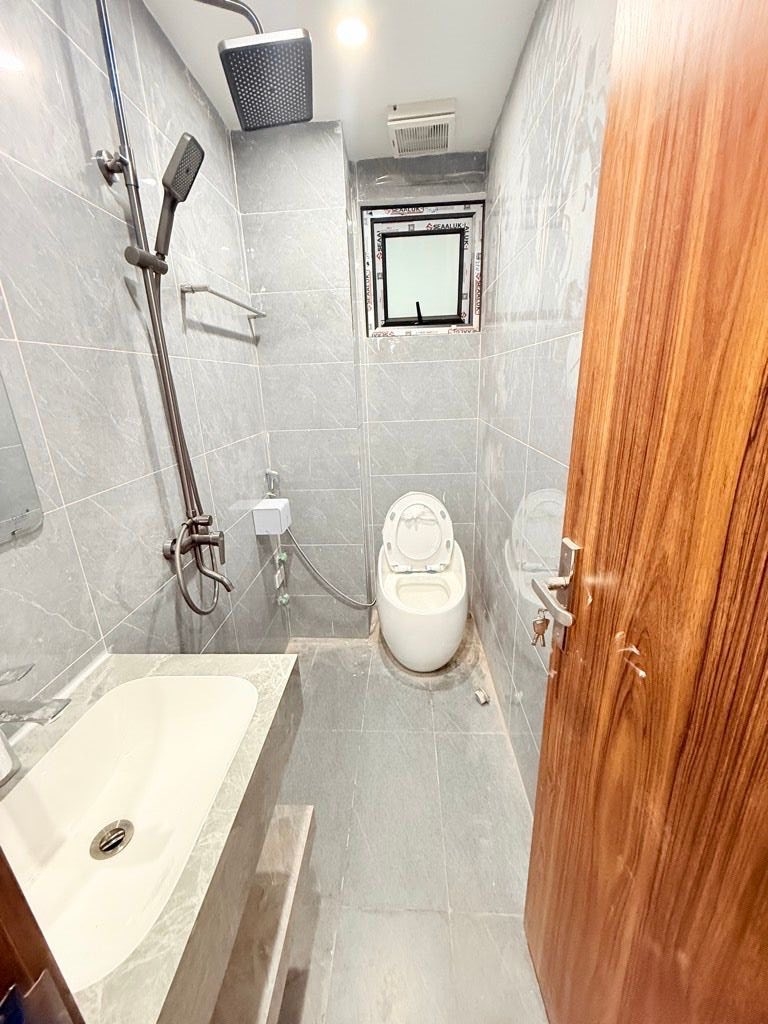 Nhà phố Giáp Bát - 29m² giá 8.9 tỷ - Thiết kế 5 tầng thang máy hiện đại!