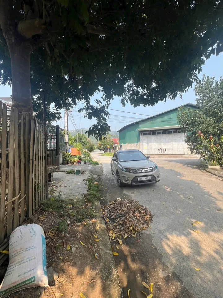 Đất nền Bản Phiệt 288m² giá 1.7 tỷ - Sổ đỏ chính chủ, vị trí đẹp!