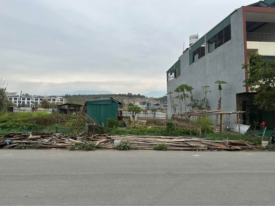 Đất nền đường Ngô Quyền, Bắc Cường 111m² giá 3.2 tỷ - Sổ đỏ chính chủ!