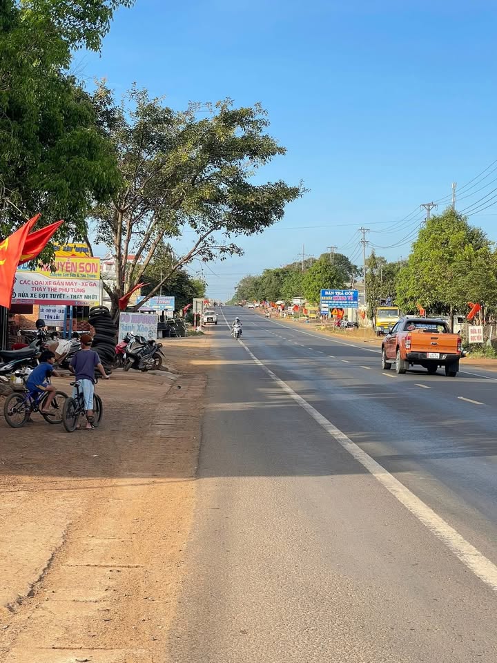 Đất nền mặt tiền Quốc lộ 14, xã Ia Hrú, 330m² - Cơ hội đầu tư sinh lời!