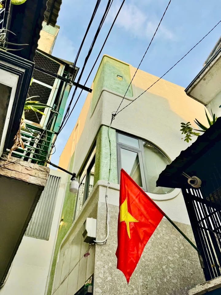 Townhouse Quận Bình Thạnh 71m² giá 5.38 tỷ - Nhà 3 tầng chính chủ, tiện nghi đầy đủ!