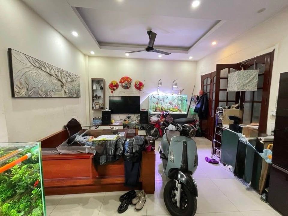 Nhà dân xây lô góc Trần Khát Chân 36m² giá thỏa thuận - Ô tô vào tận nơi!